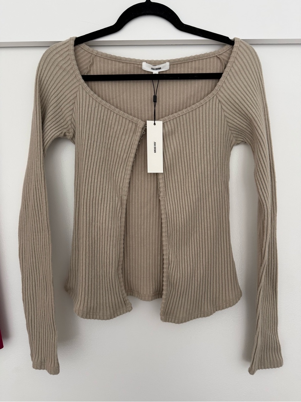 Joah Brown Hook & Eye Ribbed Open Cardigan in Beige